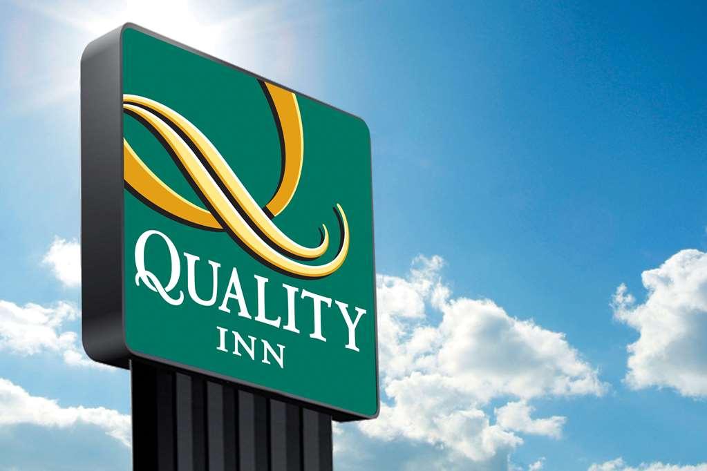 Quality Inn Lexington -Horse Park Luaran gambar