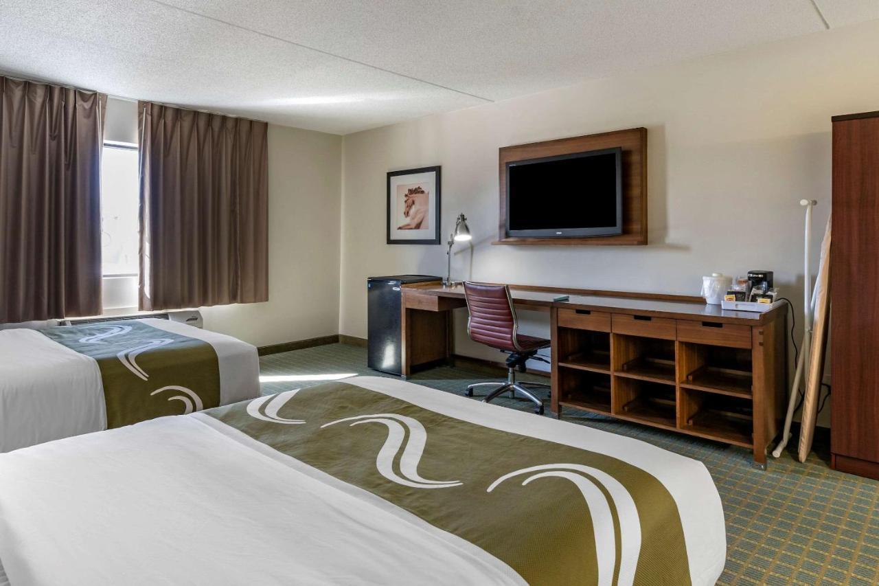 Quality Inn Lexington -Horse Park Luaran gambar