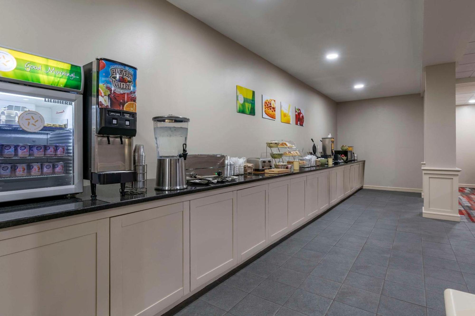 Quality Inn Lexington -Horse Park Luaran gambar